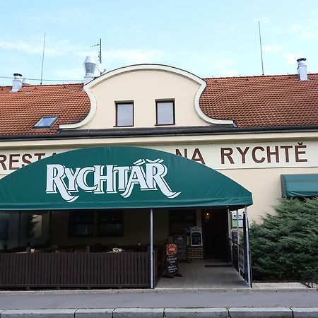 Pension & Restaurace Na Rychte Praga Esterno foto